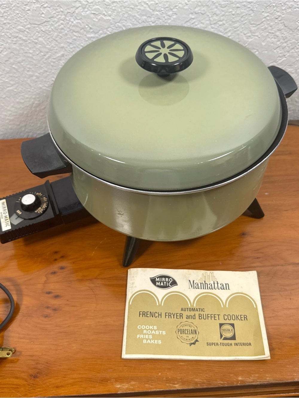 Retro Manhattan Mirro-Matic French Fryer & Buffet Cooker